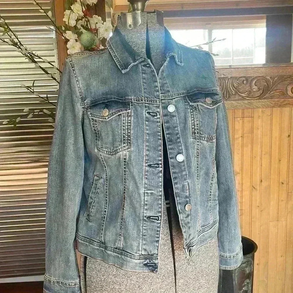 MNG denim jacket. Women’s size medium. - Picture 1 of 8